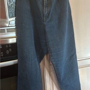 Bandolino Men's Relaxed Fit Blue Jeans